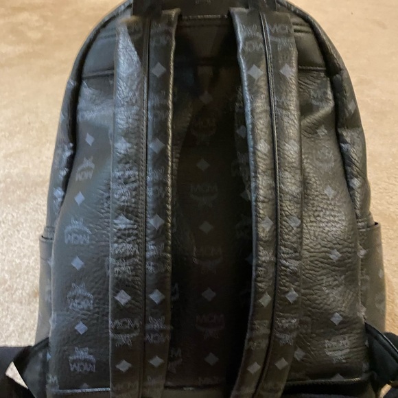 MCM large backpack - Picture 4 of 4